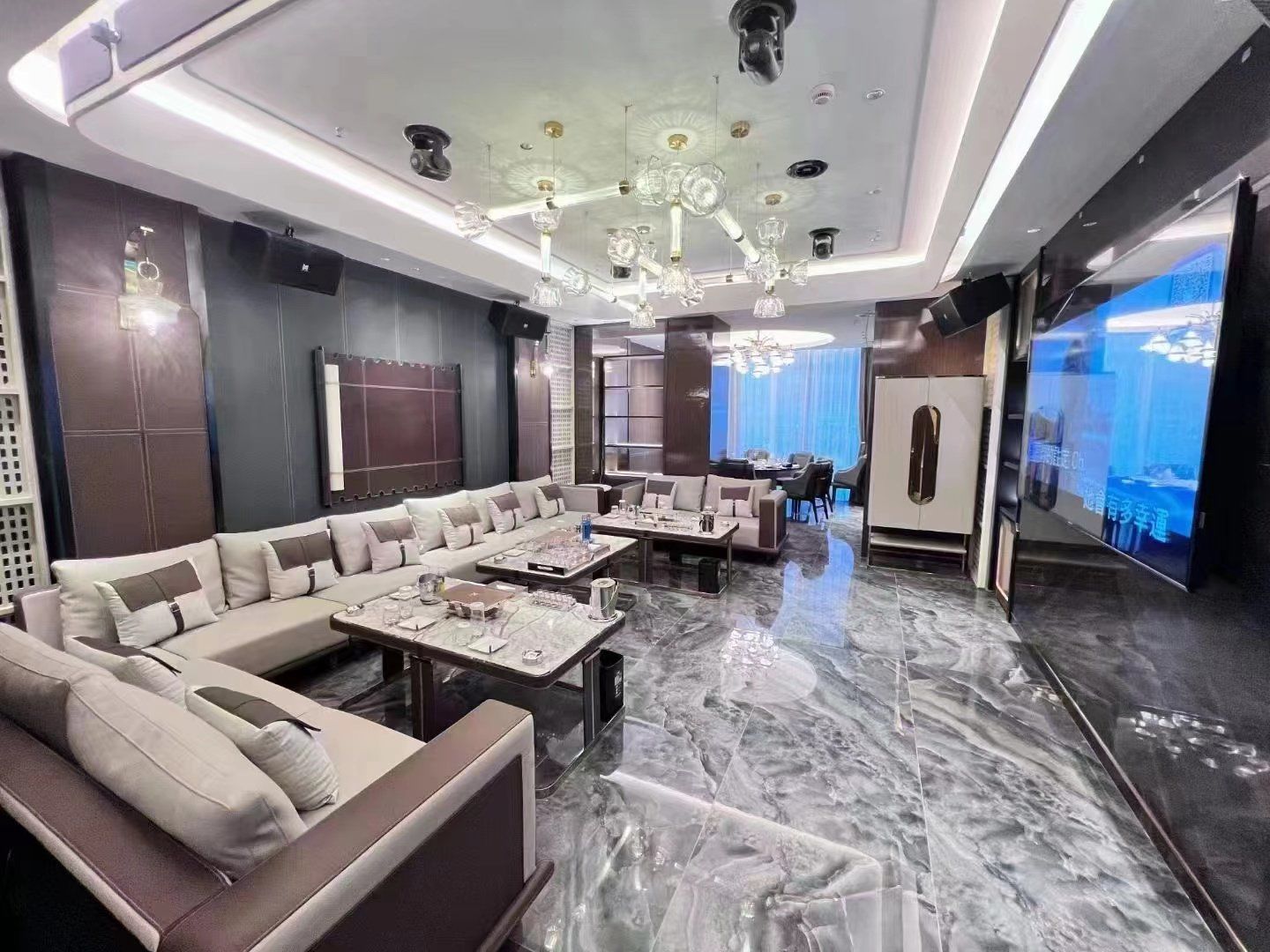 台州商务ktv：尽享商务派对氛围-椒江区ktv预定